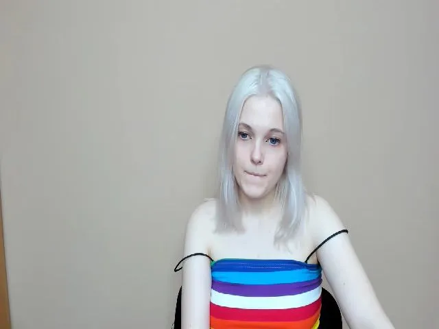 Live sex webcam photo for Liliagold #254212835
