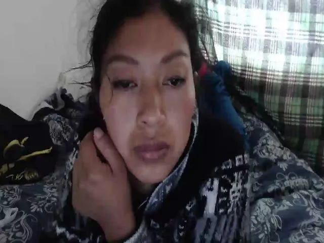 Live sex webcam photo for CHILENITAHOT #256042500