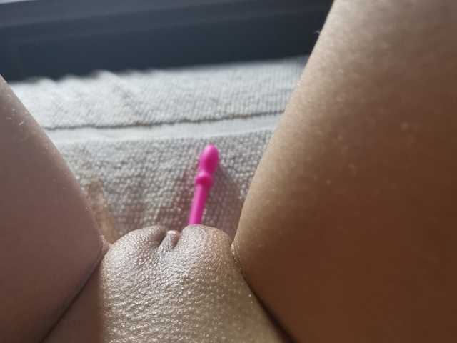 Live sex webcam photo for ModellMarlen1 #250275824