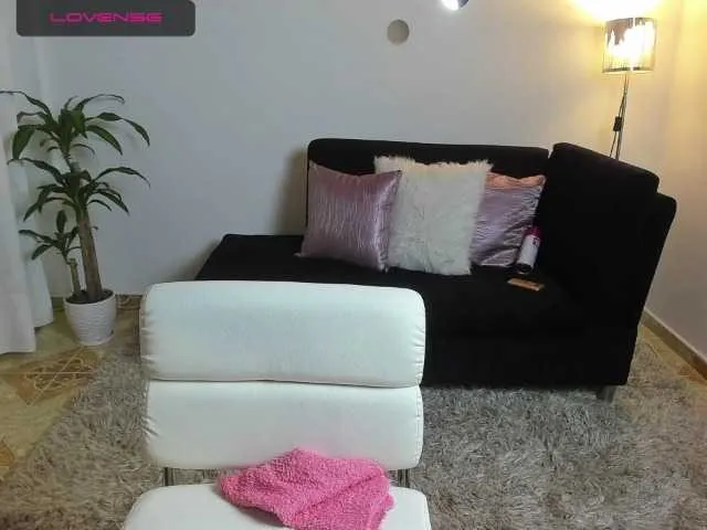 Live sex webcam photo for LexieBrooke #241091270