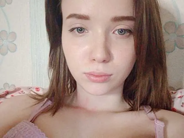 Live sex webcam photo for Ariel006 #241206578