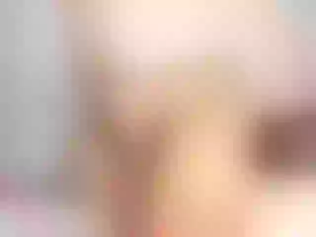 Live sex webcam photo for Madelene8 #261981078