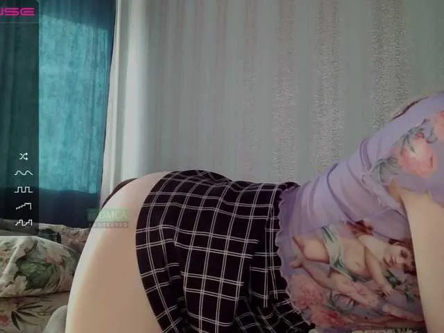 Live sex webcam photo for Jelonni #241396079