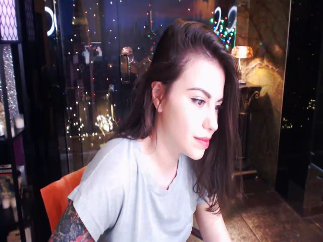 Live sex webcam photo for sunn_o #255597366