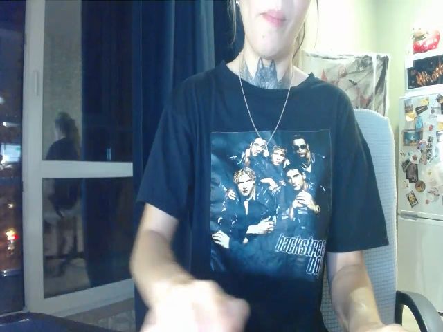 Live sex webcam photo for Angie_Wild #262378534