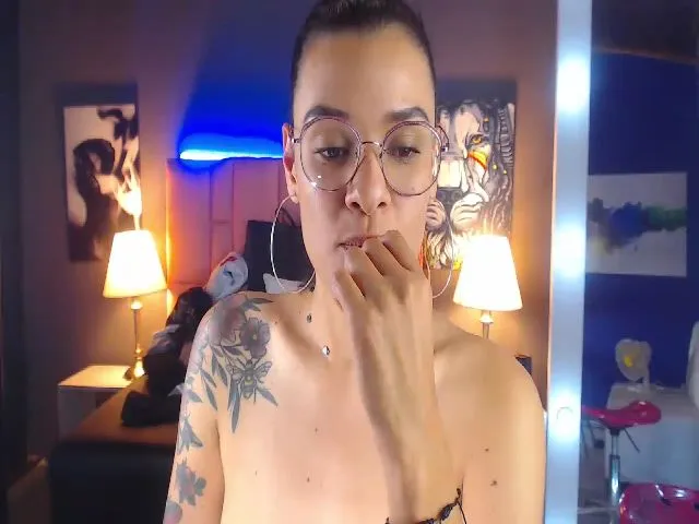 Live sex webcam photo for Ariana_Palmer #258768579
