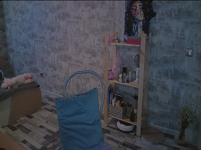 Live sex webcam photo for Blueberyy #252765206