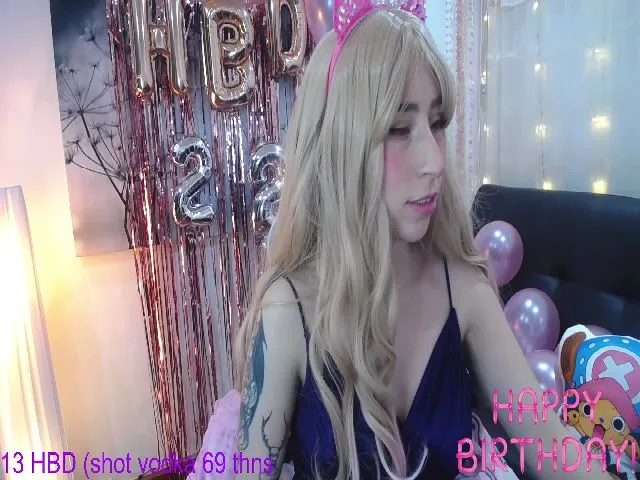 Live sex webcam photo for KloeLavinge #253644043