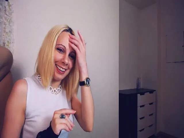 Live sex webcam photo for Casy_wow #253518597