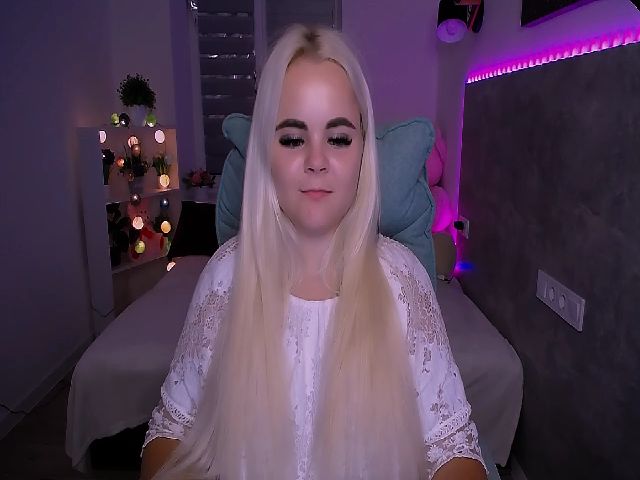 Live sex webcam photo for Jenni__fer #259530253