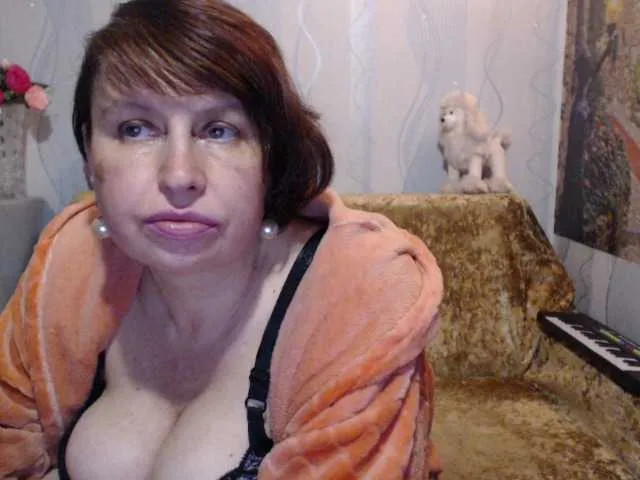 Live sex webcam photo for AzureSky #241375272