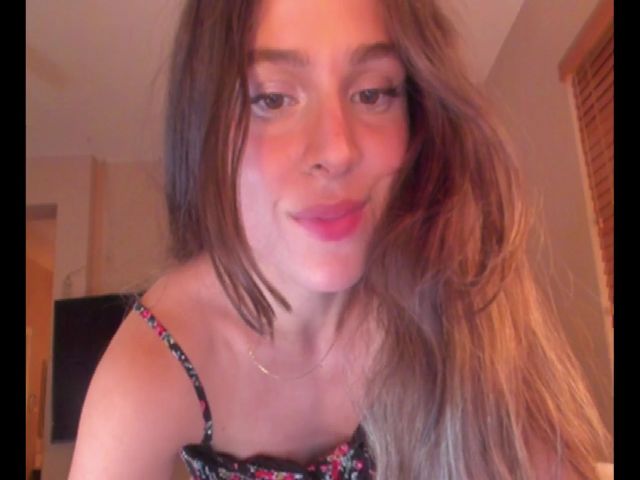 Live sex webcam photo for TyleyCriss #261934686