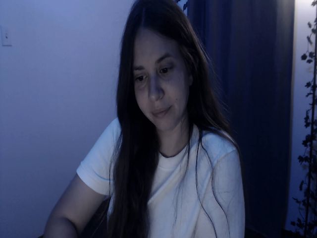 Live sex webcam photo for LadyMarceline #257980775