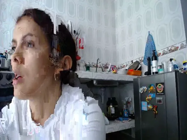 Live sex webcam photo for Akeishaa_ #256409327