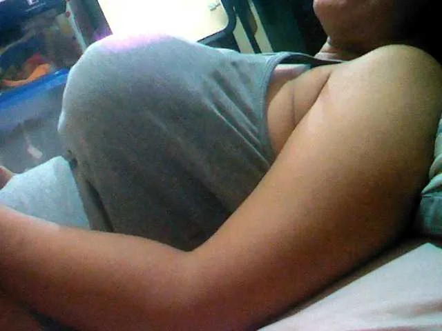 Live sex webcam photo for BarbieBigTits #241224777