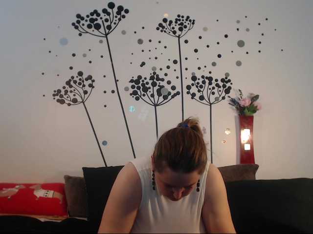 Live sex webcam photo for titanic-tits #241041500