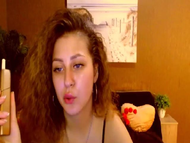 Live sex webcam photo for MsDream_ #261892884