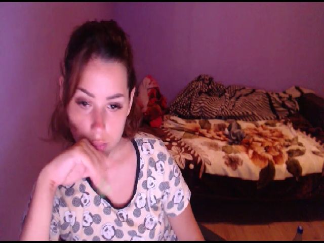 Live sex webcam photo for LoveJulliette #256418779