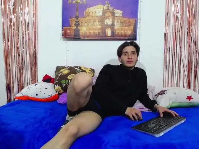 Live sex webcam photo for kathe-johan #247828664