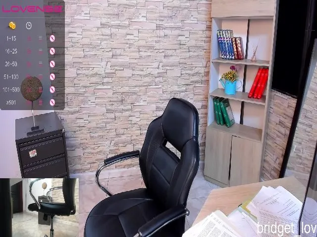 Live sex webcam photo for Bridget_love #265059864