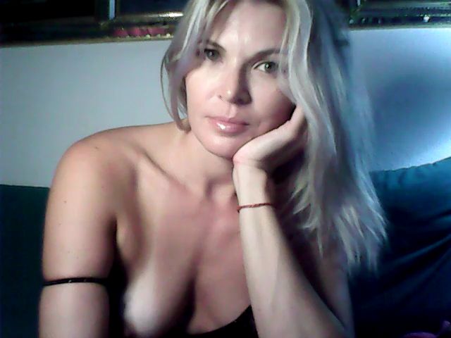 Live sex webcam photo for Cataleah #255519001