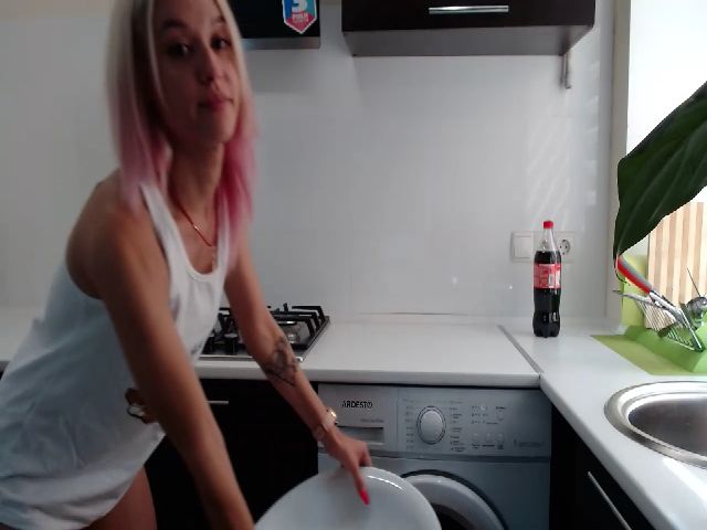 Live sex webcam photo for AlittleEmily #262062170