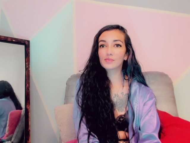 Live sex webcam photo for Violetatoo #249059814