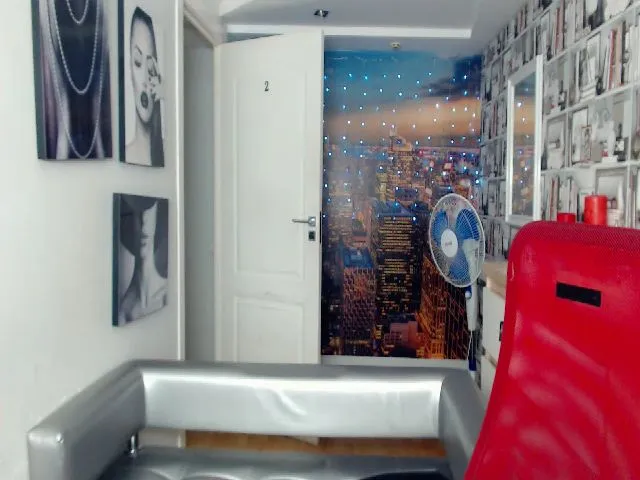 Live sex webcam photo for Lovely_della #258726493