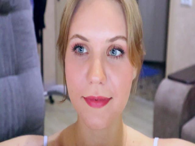 Live sex webcam photo for BlueBallMaker #256365170