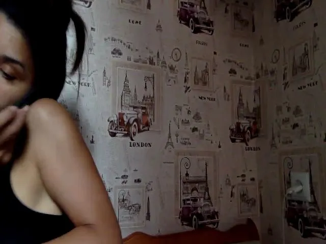Live sex webcam photo for JolyBoss #253470810