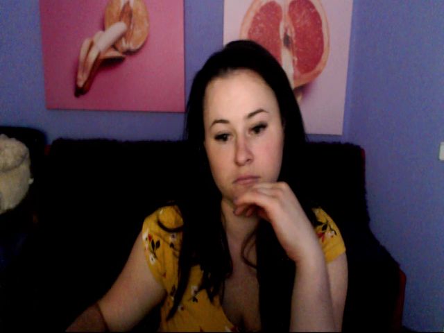 Live sex webcam photo for JulietTillery #261979672