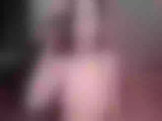 Live sex webcam photo for MaggieBrown_ #257046286