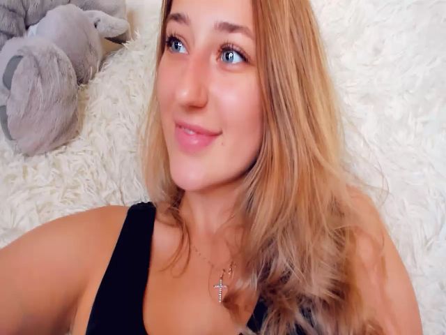 Live sex webcam photo for JNeir_ #261353316