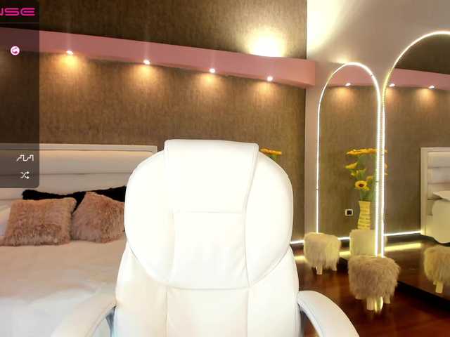 Live sex webcam photo for AlexaField #287990965