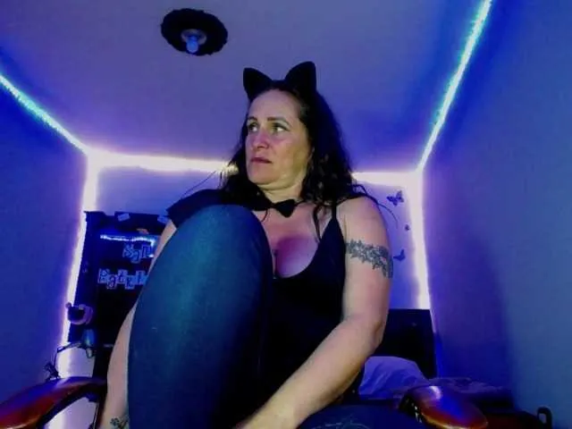 Live sex webcam photo for Silera #241279181