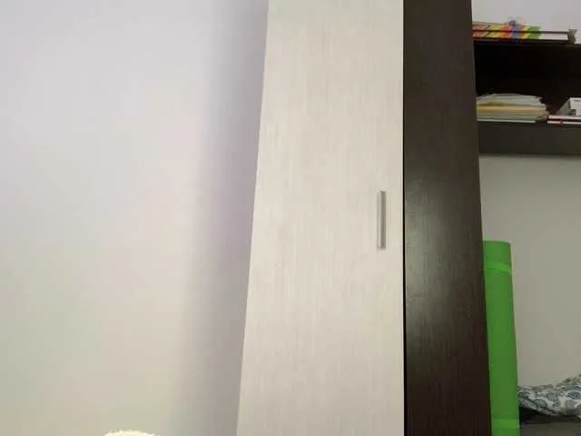 Live sex webcam photo for LIDIELAN #245802319