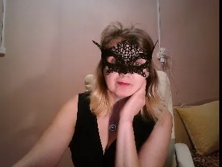 Live sex webcam photo for leeloofire #240652095