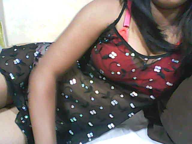 Live sex webcam photo for Malinciehot #252042435