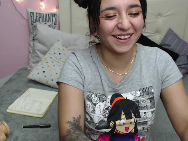 Live sex webcam photo for Azul69- #249294688