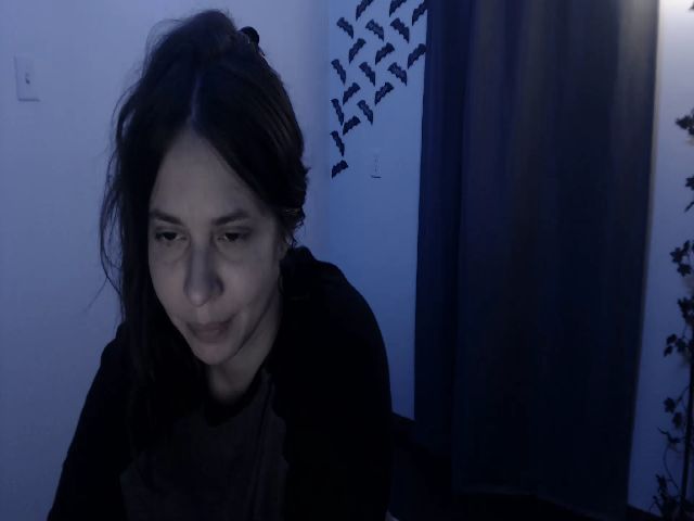 Live sex webcam photo for LadyMarceline #252385778