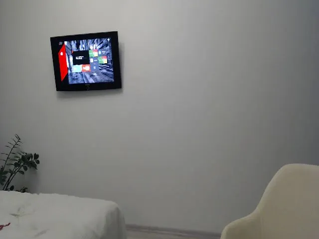 Live sex webcam photo for AnnaGood #252606151