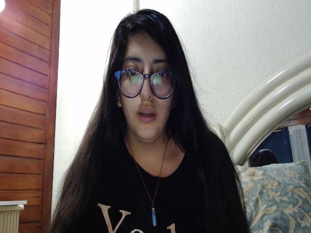 Live sex webcam photo for CatLover_9 #264652164