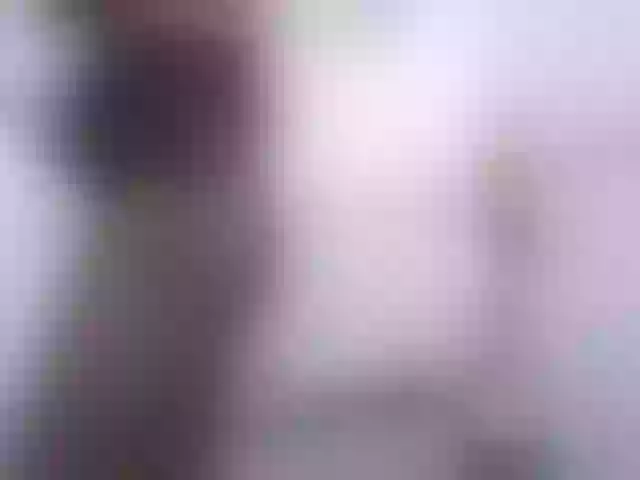 Live sex webcam photo for Louise-red #243918149