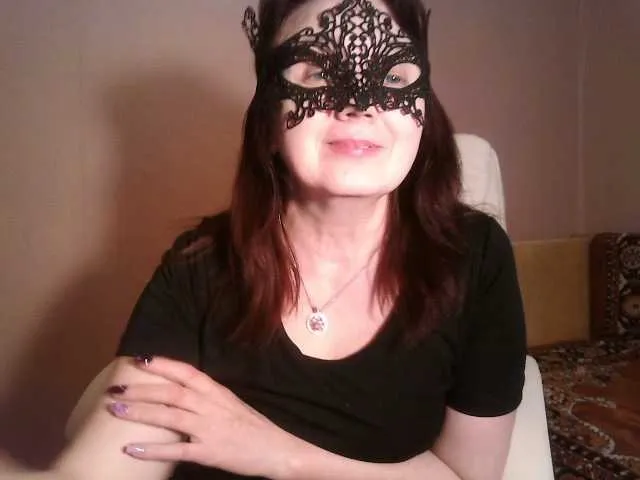Live sex webcam photo for leeloofire #241060998