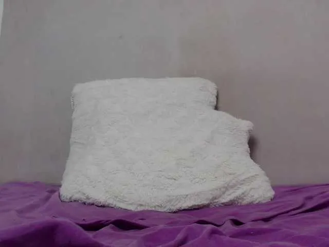Live sex webcam photo for CarlaKato #241311085