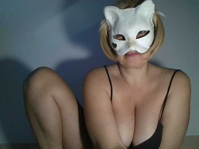 Live sex webcam photo for laslizaza #241467864