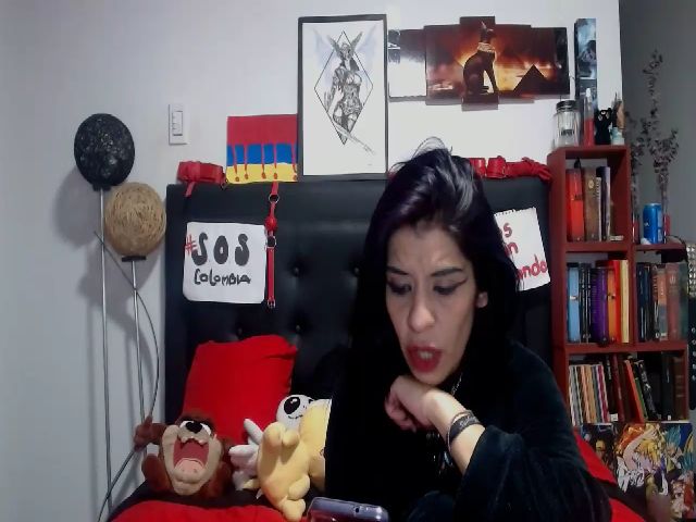 Live sex webcam photo for MilfKatty #253343763