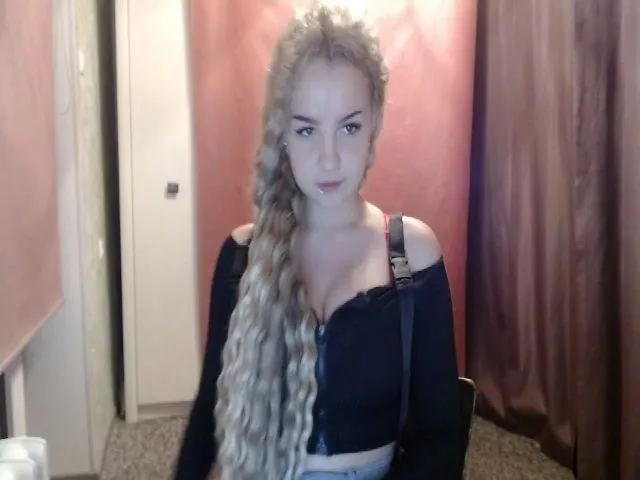 Live sex webcam photo for Lio_noy #260965778