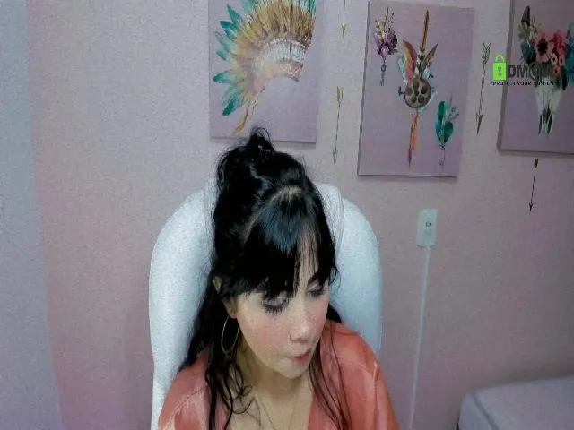 Live sex webcam photo for valentina_lo #263696192