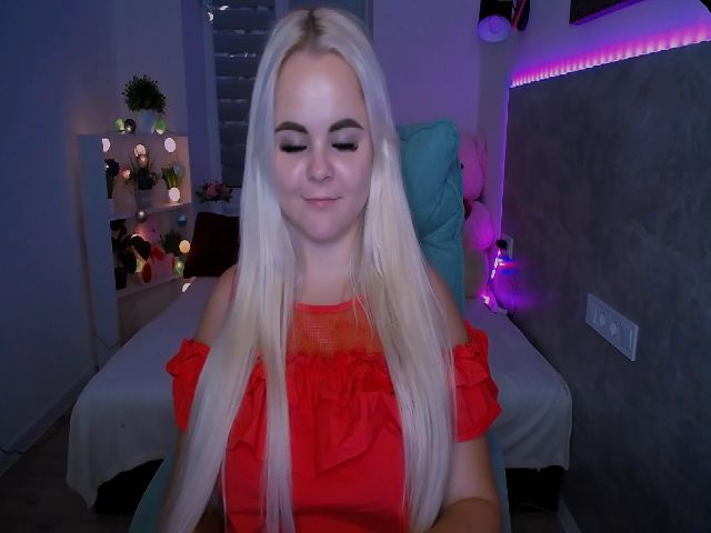 Live sex webcam photo for Jenni__fer #260938998